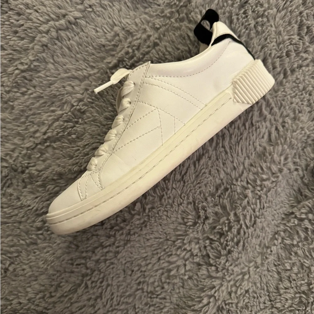 KATE SPADE Women’s K as in Kate Court Sneakers Size 7